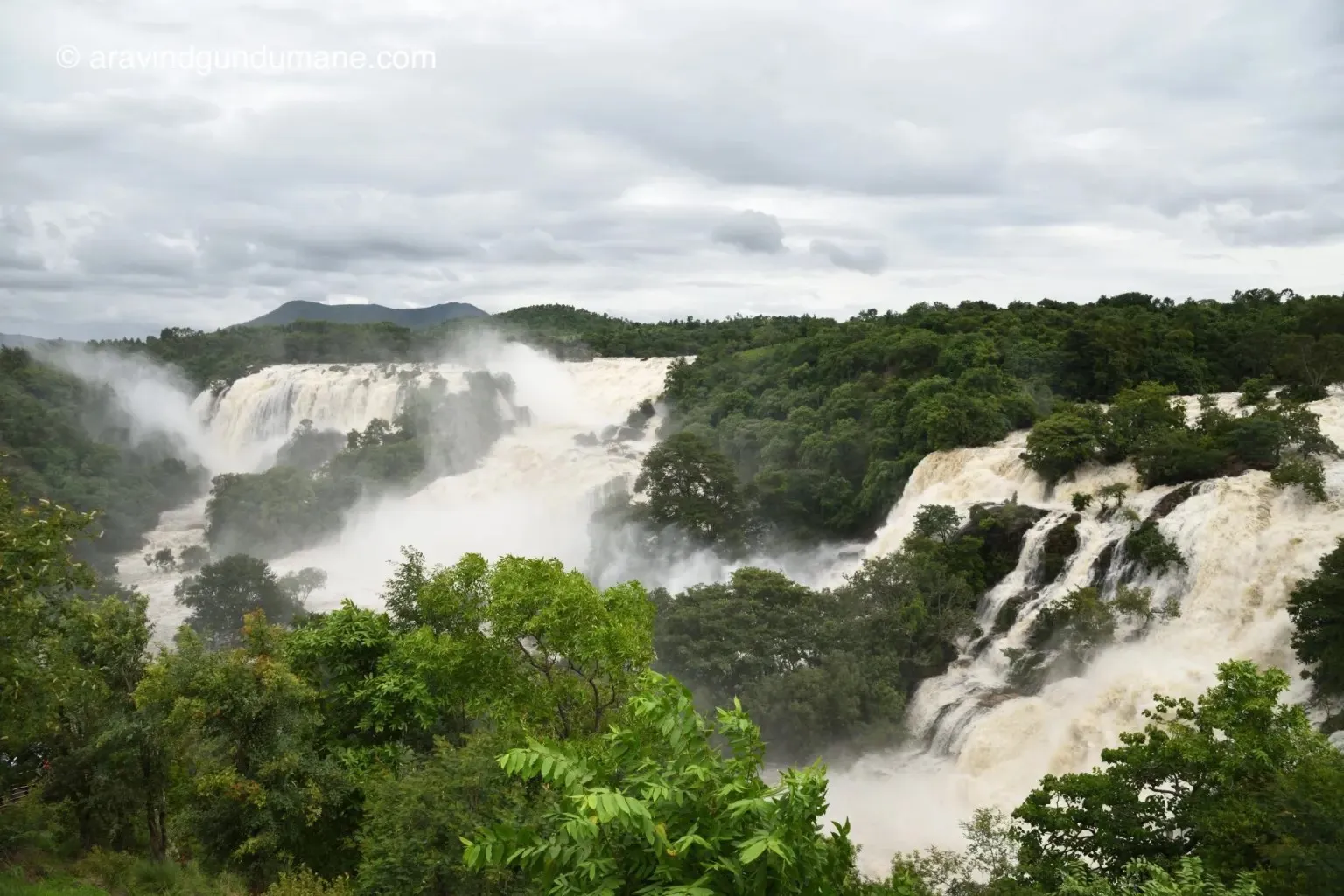 Shivanasamudra Bharachukki Waterfalls 4 Barachukki falls 1