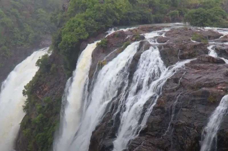 Shivanasamudra Gaganachukki Waterfalls 3 Gaganachukki falls Location