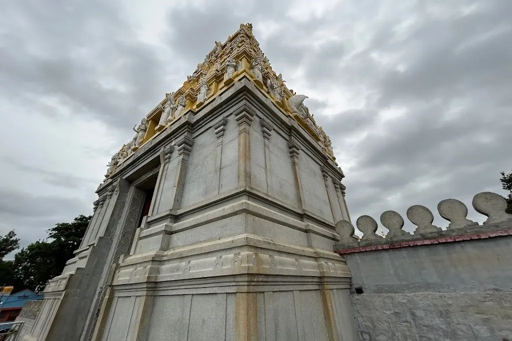 Shri Biligiri Ranganatha Swamy Temple 7 Shri Biligiri Ranganatha Swamy Temple sIDE VIEW