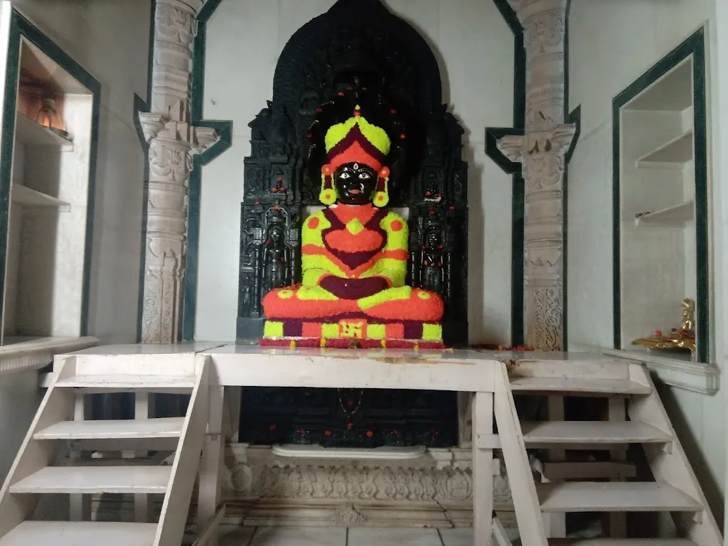 Shri Shri Nakoda Avanti 108 Parshwanath Jain Tirth Dham 2 Shri Shri Nakoda Avanti 108 Parshwanath Jain Tirth Dham