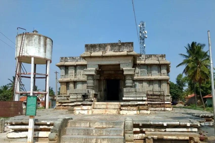 Ancient Sri Anantapadmanabha Temple Hosbudanur 1 Ancient Shri Anantapadmanabha Temple Hosabudanuru 3