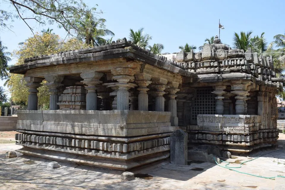 Brahmeshvara Temple Kikkeri 3 Brahmeshvara Temple Kikkeri 1