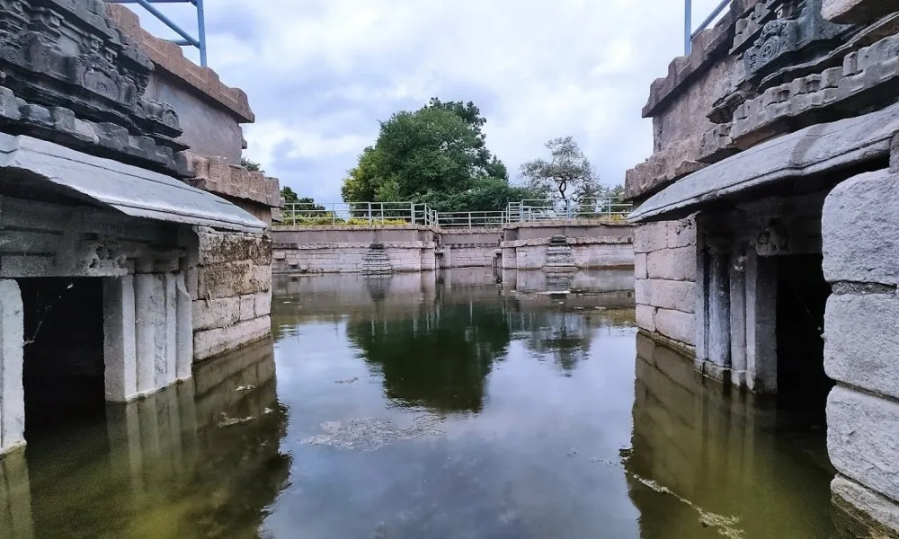 Manikeshwara Temple Lakkundi 3