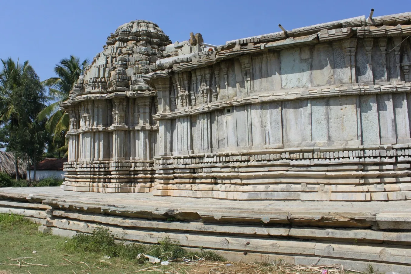 Ancient Hoysala Shri Kashi Vishwanath Temple Hosbudanur 4 Shri Kashi Vishwanatha Temple Hosabudanuru 3