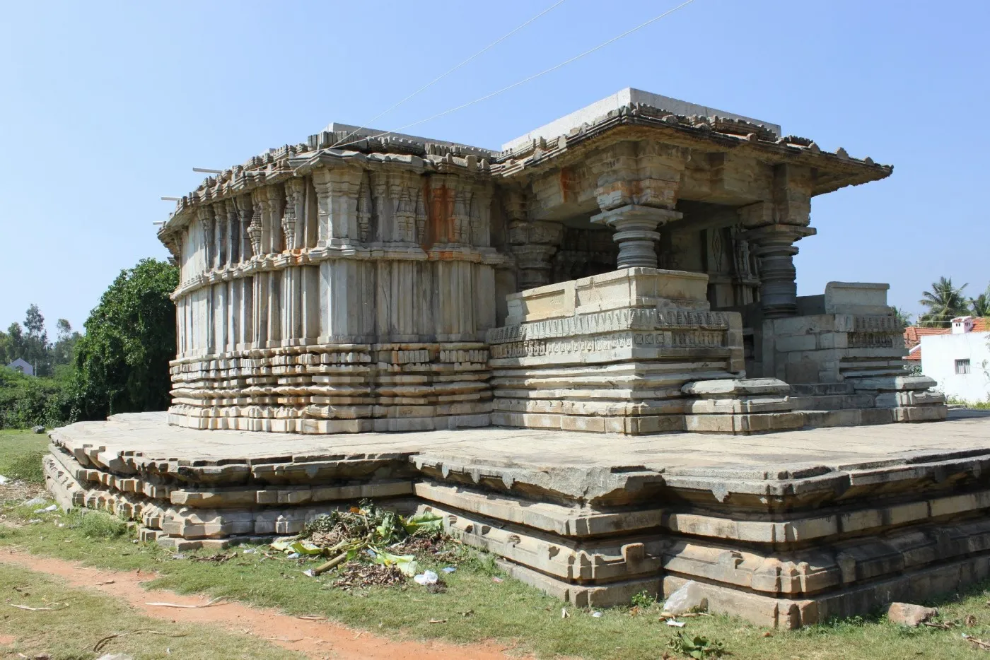 Ancient Hoysala Shri Kashi Vishwanath Temple Hosbudanur 7 Shri Kashi Vishwanatha Temple Hosabudanuru