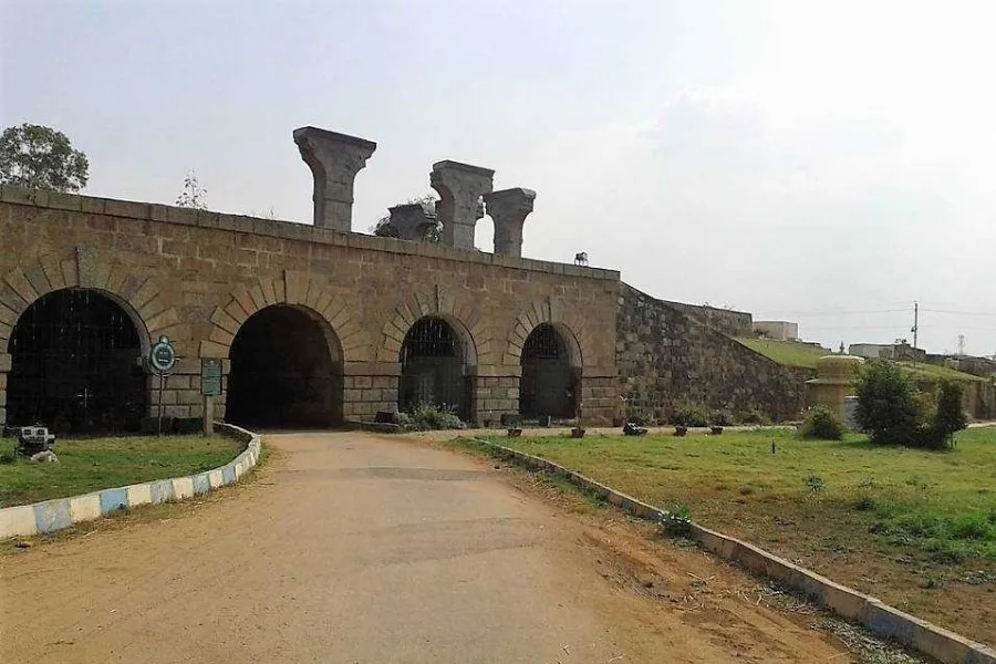 Srirangapatna Fort 6 Srirangapatna Fort inside view