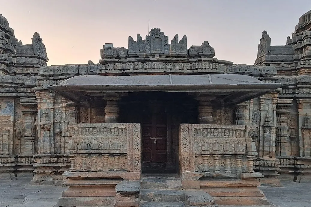 Haralahalli Sri Someshwara Temple 6 Haralahalli Sri Someshwara Temple Entrence