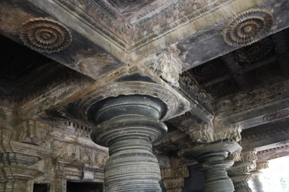 Hangal Ancient Veerabhadra Temple 3 Jain Temple Hangal Fort Haveri photo