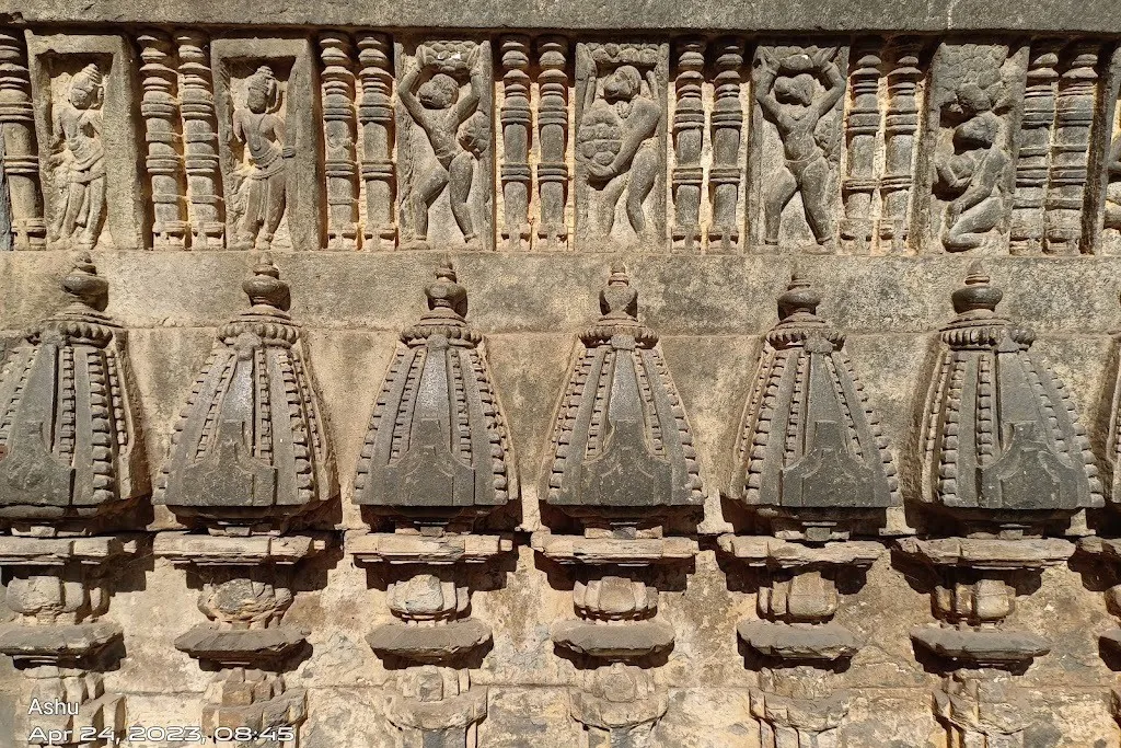 Tarakeshwara Temple 8 Tarakeshwara Temple Hangal Wall Design