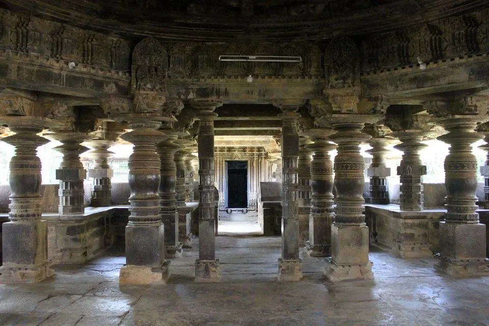 Tarakeshwara Temple 3 Tarakeshwara Temple Hangal photo