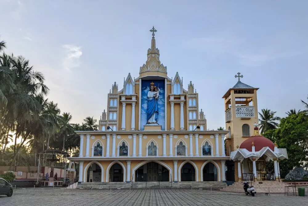 Milagres Catholic Cathedral Kallianpur 1 Milagres Catholic Cathedral Kallianpur