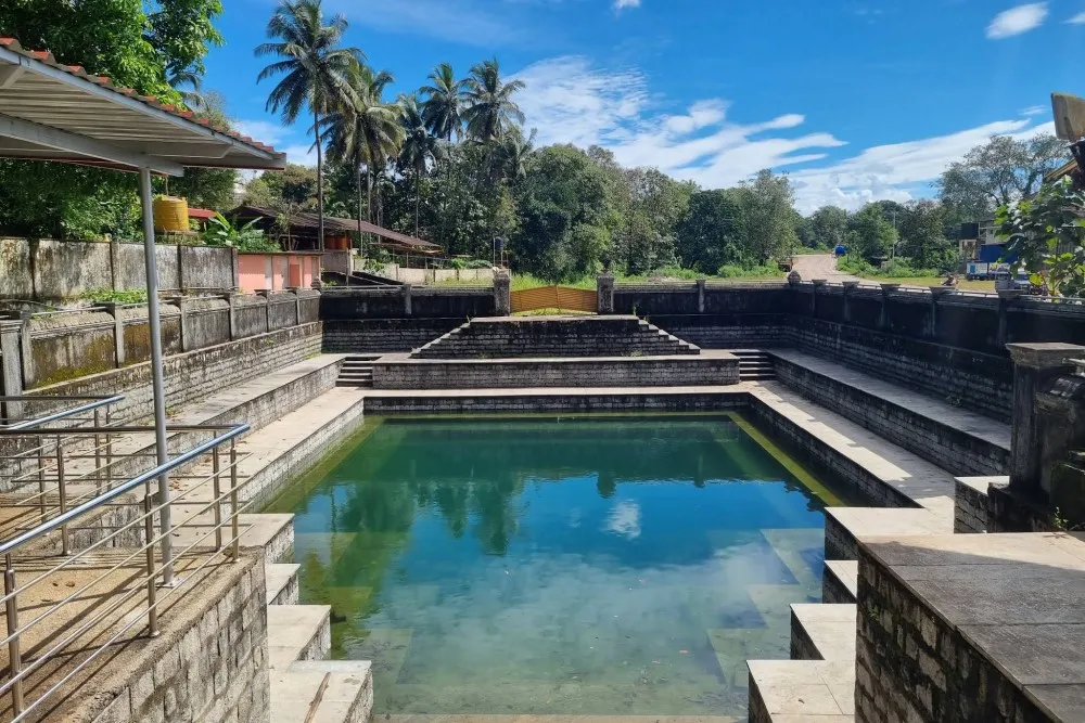 Shree Veerabhadra Swami Temp Hiriyadka pond view