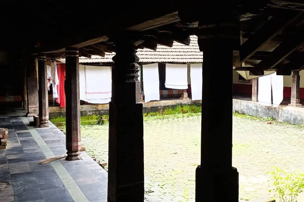 Sri Palimaru Matha photo