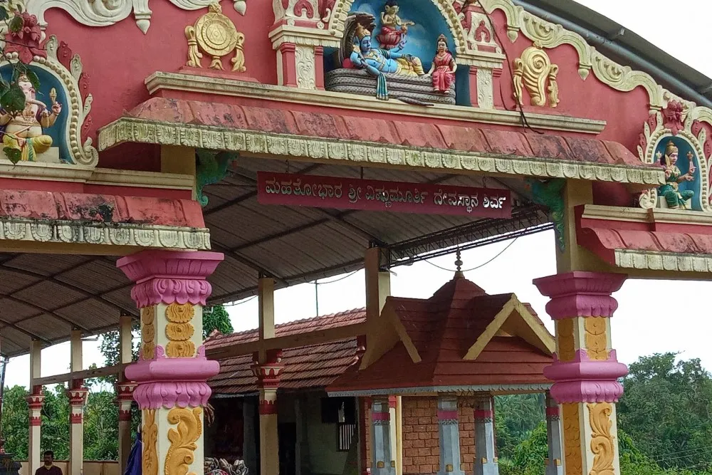 Sri Vishnumoorthy Temple Shirva 4 Sri Vishnumoorthy Temple Shirva